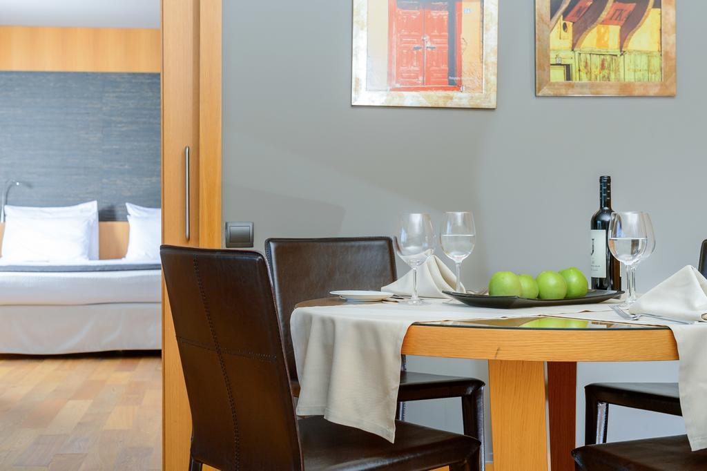 อเล็กซานเดอร์ บีช โฮเทล แอนด์ สปา Hotel อเล็กซานโดรโพลิส ภายนอก รูปภาพ A dining room